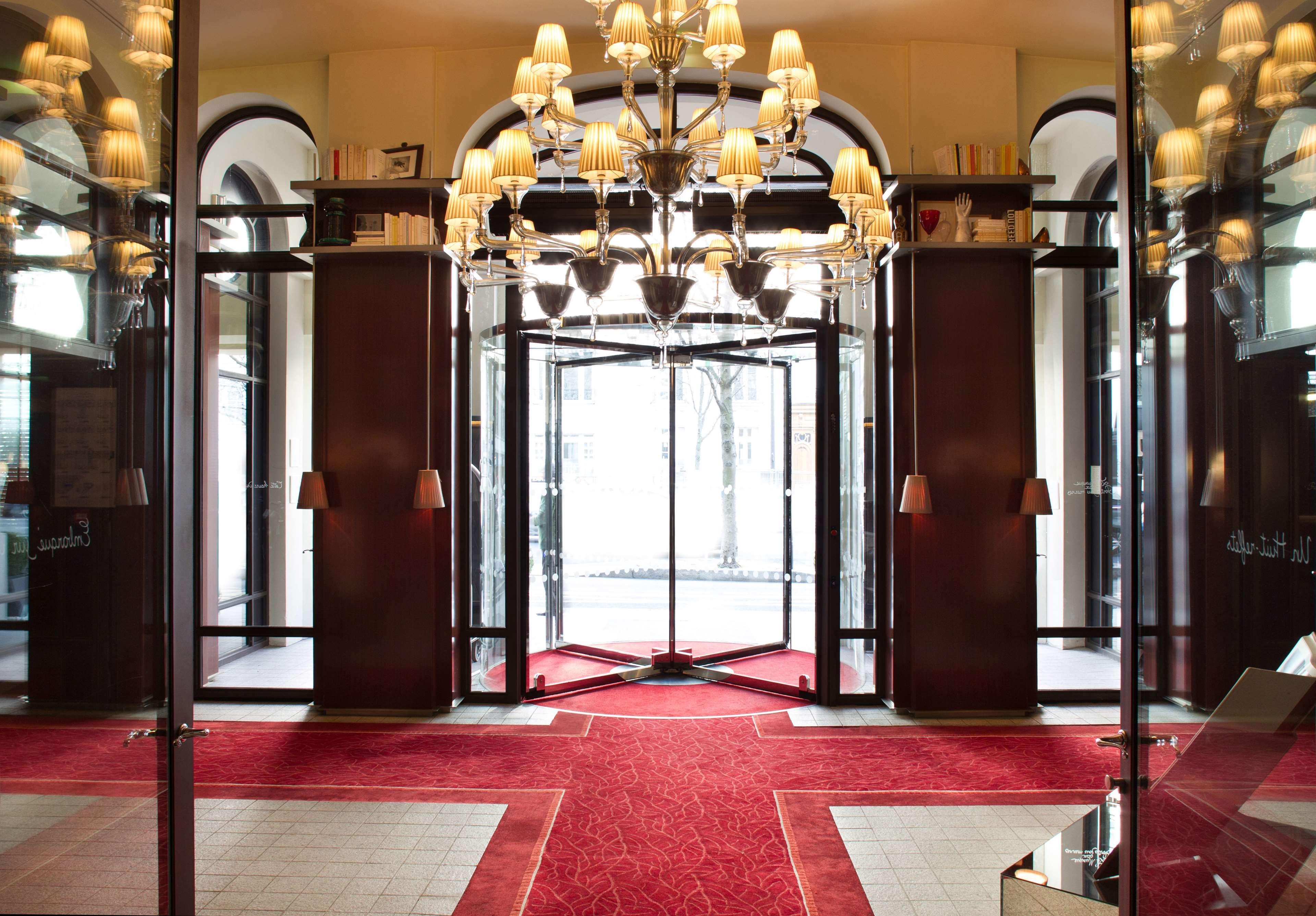 Hotel Le Royal Monceau Raffles Париж Экстерьер фото